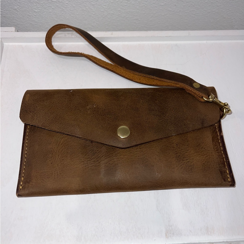 Leather wristlet